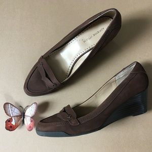 Adrienne Vittadini Wedges